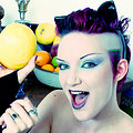 Pervy goth chick gets dirty with fresh lemons